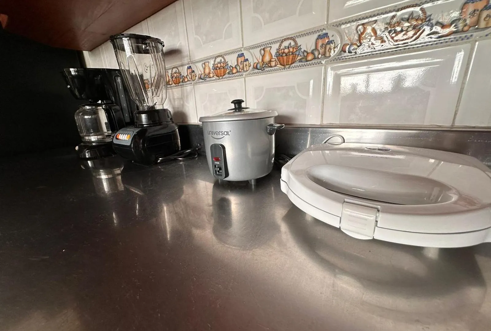 Casa Para 16 Personas Laureles Medellin 0*,  Colombia